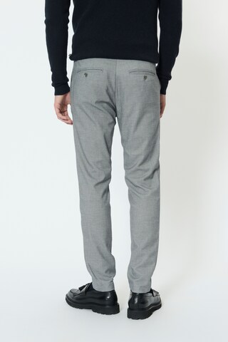 Matinique Regular Trousers 'Liam' in Grey