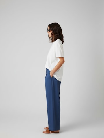 WEARABLE STORIES Wide leg Pleat-Front Pants 'Joy' in Blue