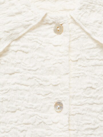 Bluză 'FIDELA' de la MANGO pe alb