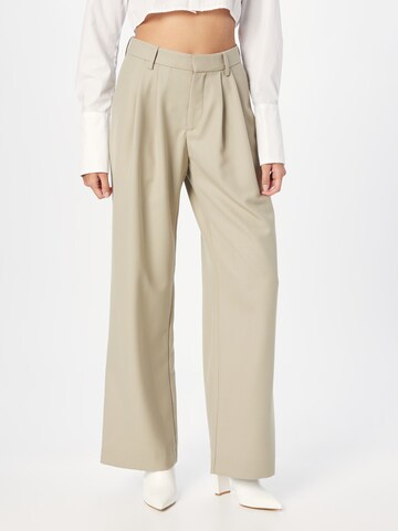 Won Hundred Wide leg Pleat-Front Pants 'Camille' in Grey: front