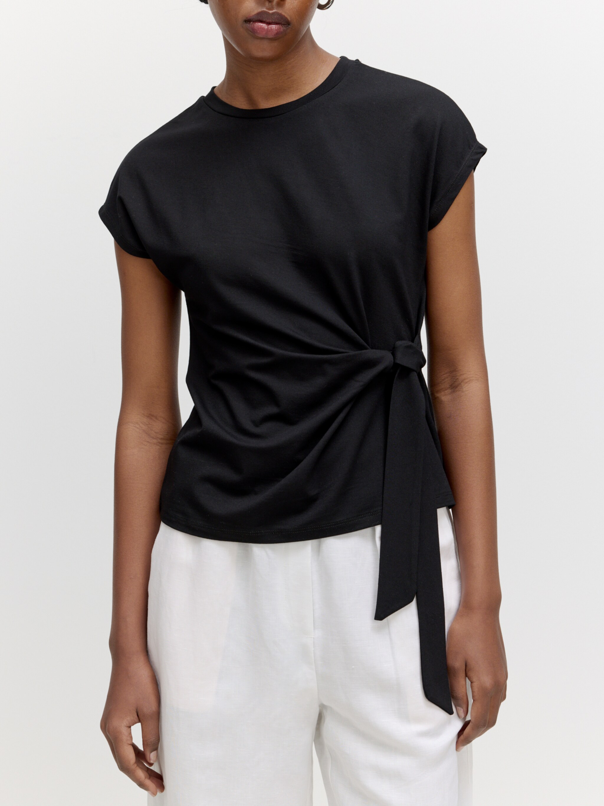 EDITED Produits T-shirt 'Ihana' noir