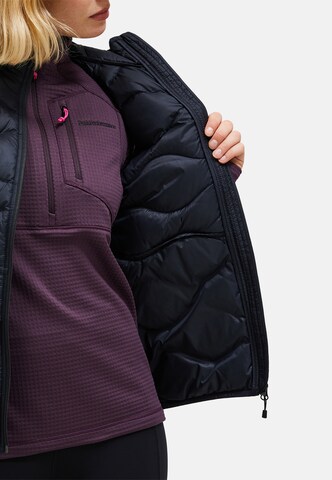 Gilet de sport 'Helium' PEAK PERFORMANCE en noir
