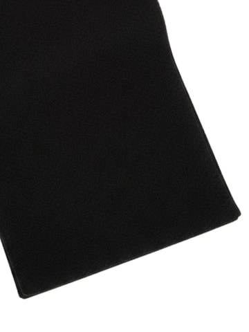 Maxte Scarf in Black