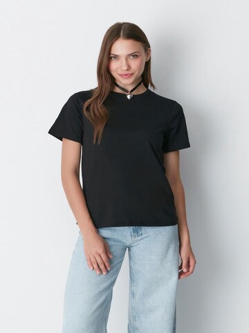 C&City T-Shirt in Schwarz