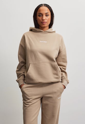 Pegador Collegepaita 'Clarita' värissä beige: etupuoli