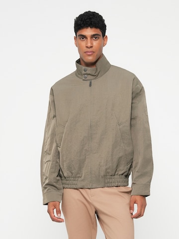 pilka Calvin Klein Demisezoninė striukė: priekis