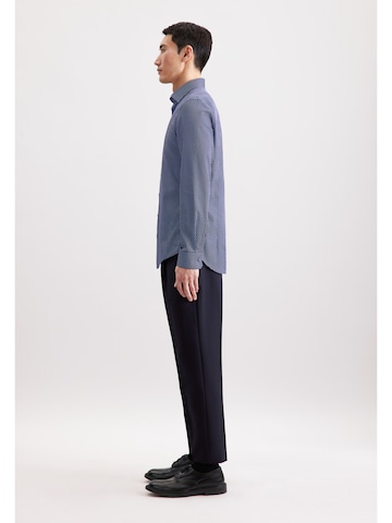 Coupe slim Chemise business 'SMART ESSENTIALS' SEIDENSTICKER en bleu