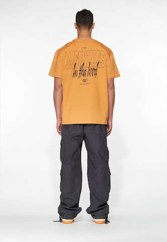 MJ Gonzales - Camisa 'In tha Hood V.2' em laranja