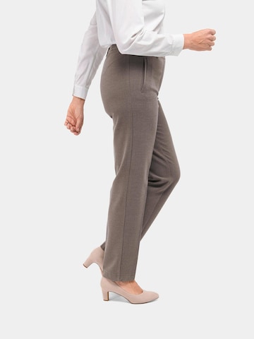 Goldner Regular Pleated Pants 'Anna' in Brown