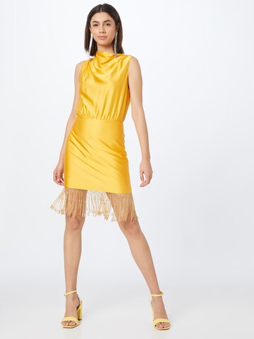 Robe PATRIZIA PEPE en jaune