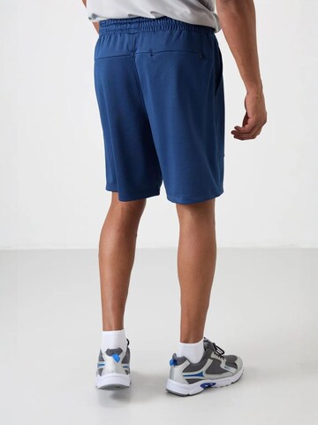 Tommy Life Regular Shorts in Blau