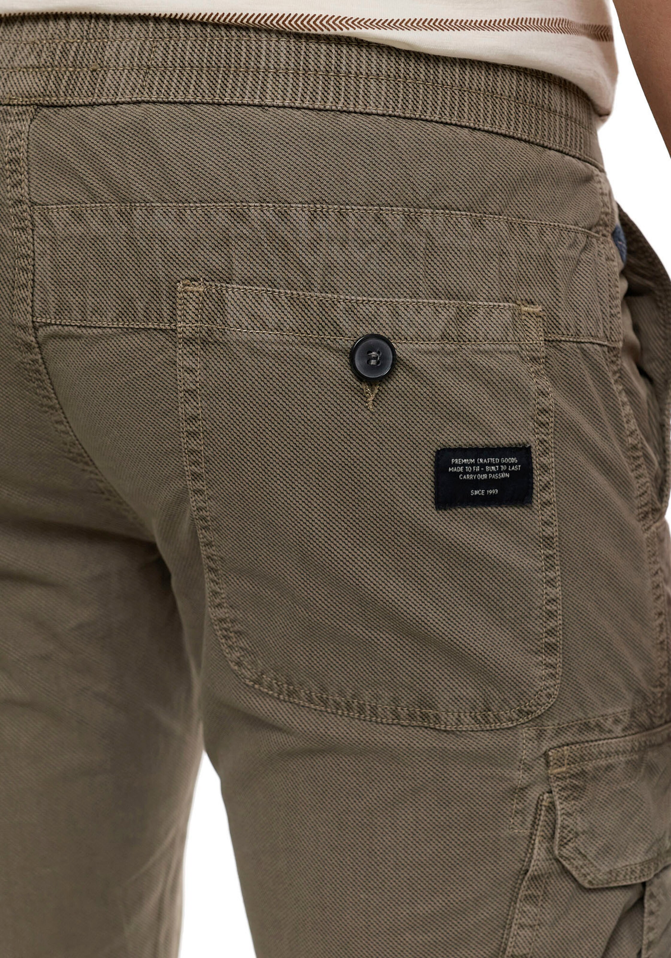 INDICODE JEANS Tapered Cargo Pants in Green