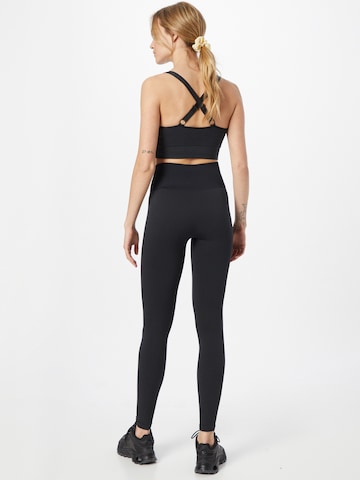 Casall Skinny Workout Pants in Black