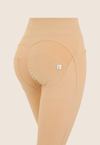 Freddy Slim fit Pants in Beige