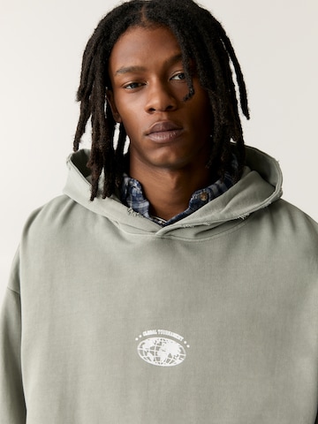 Pull&Bear Sweatshirt in Grey