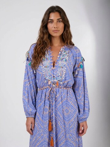 Miss June Kleid 'Robe Longue Alina'‌‌‌‌ in Lila