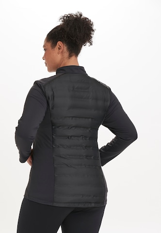 Q by Endurance Jacke 'Sprinna' in Schwarz