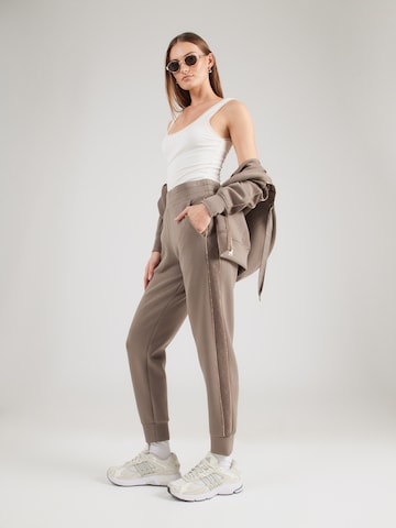 Tapered Pantaloni 'NEW VICTOIRE' di GUESS in marrone