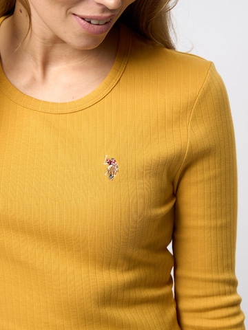 U.S. POLO ASSN. Paita värissä keltainen