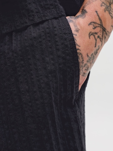 JACK & JONES Regular Pants in Black