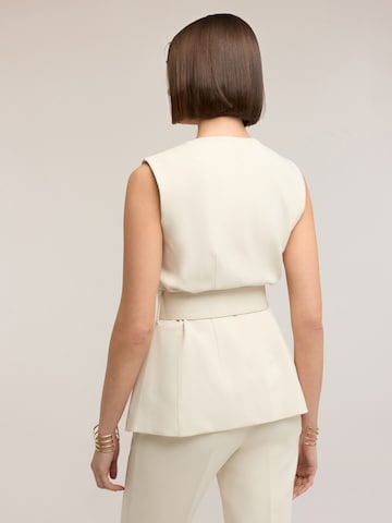 Gilet MOTIVI en beige