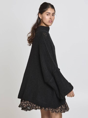 Lilavie Pullover 'Maraa' in Schwarz