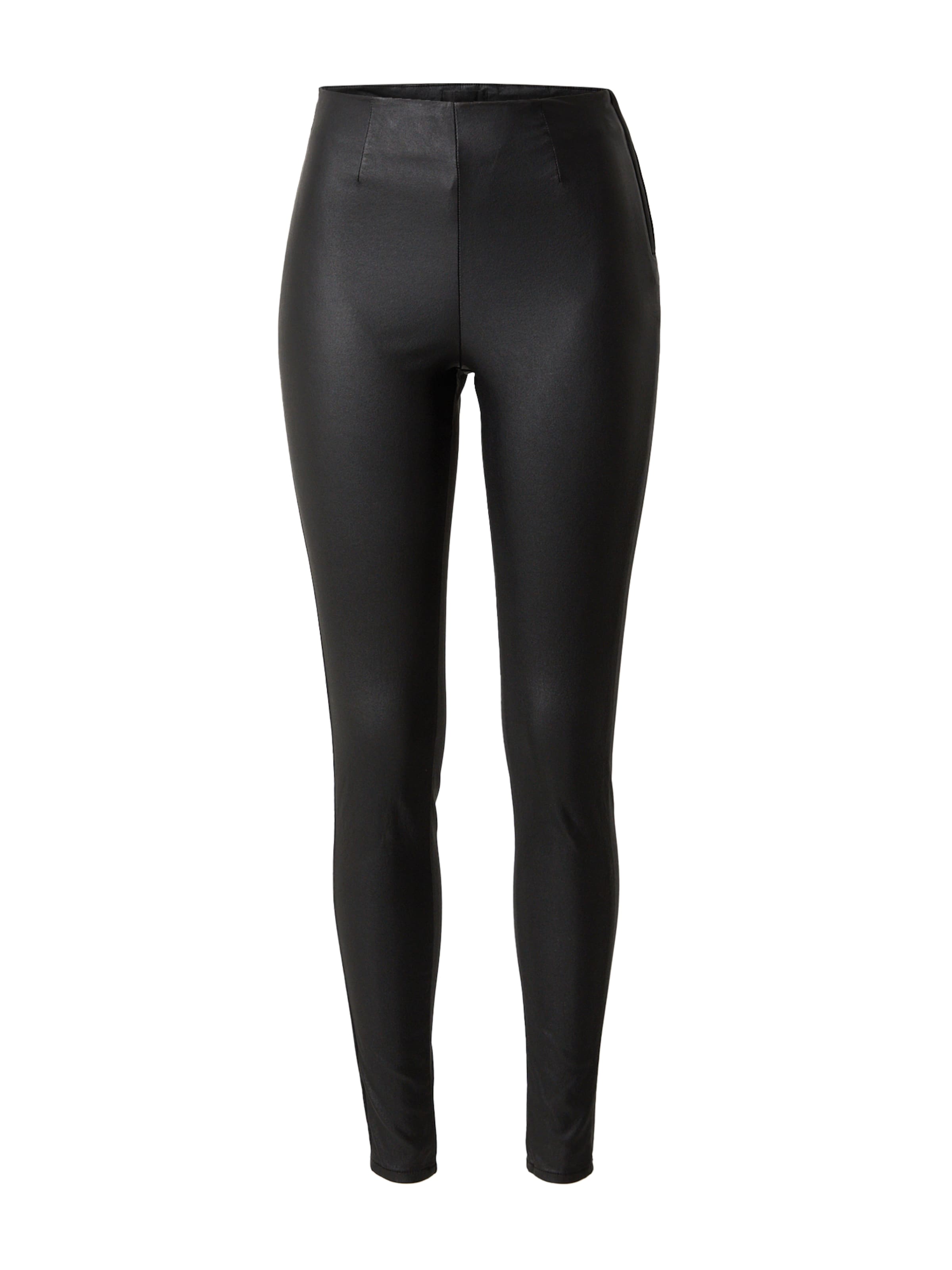 PIECES Skinny Fit Клин в черно: отпред