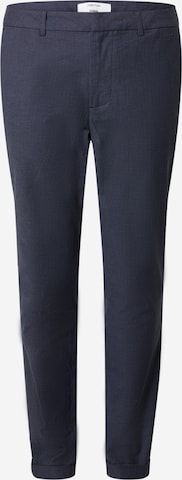 DAN FOX APPAREL - Pantalón chino 'Devran' en azul: frente