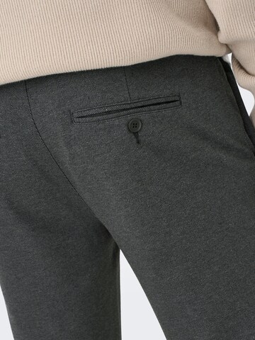 Coupe slim Pantalon chino 'Mark' Only & Sons en noir