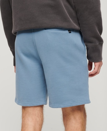 Superdry Loosefit Shorts in Blau