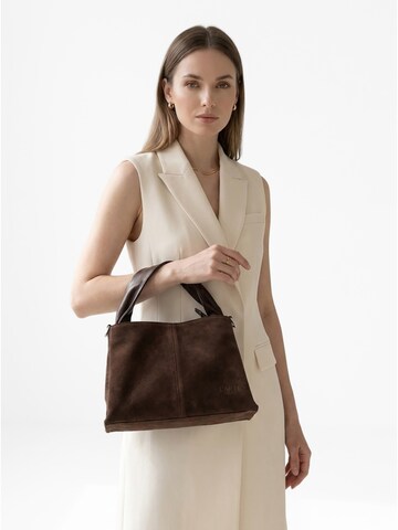 L'Arte Milano Handbag in Brown