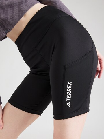 Skinny Pantalon de sport ADIDAS TERREX en noir