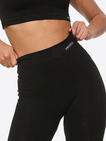 Skinny Pantalon de sport Yenita en noir