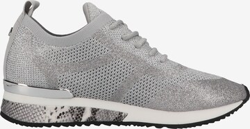 LA STRADA Sneakers in Silver