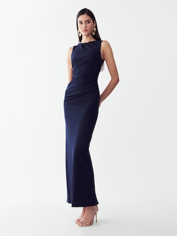 Rochie de la BWLDR pe albastru