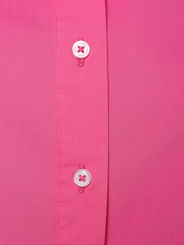 Marie Lund Shirt Dress in Pink