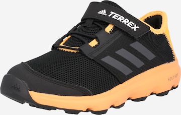 adidas Terrex Χαμηλό παπούτσι 'TERREX VOYAGER' σε μαύρο: μπροστά