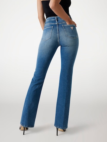 GUESS Flared Jeans in Blau