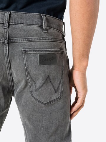 WRANGLER Regular Jeans 'Greensboro' in Grau