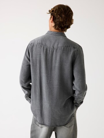 GUESS Regular Fit Hemd in Grau