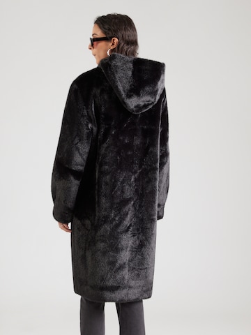 Mauritius Winter coat '2Wtherezia' in Black