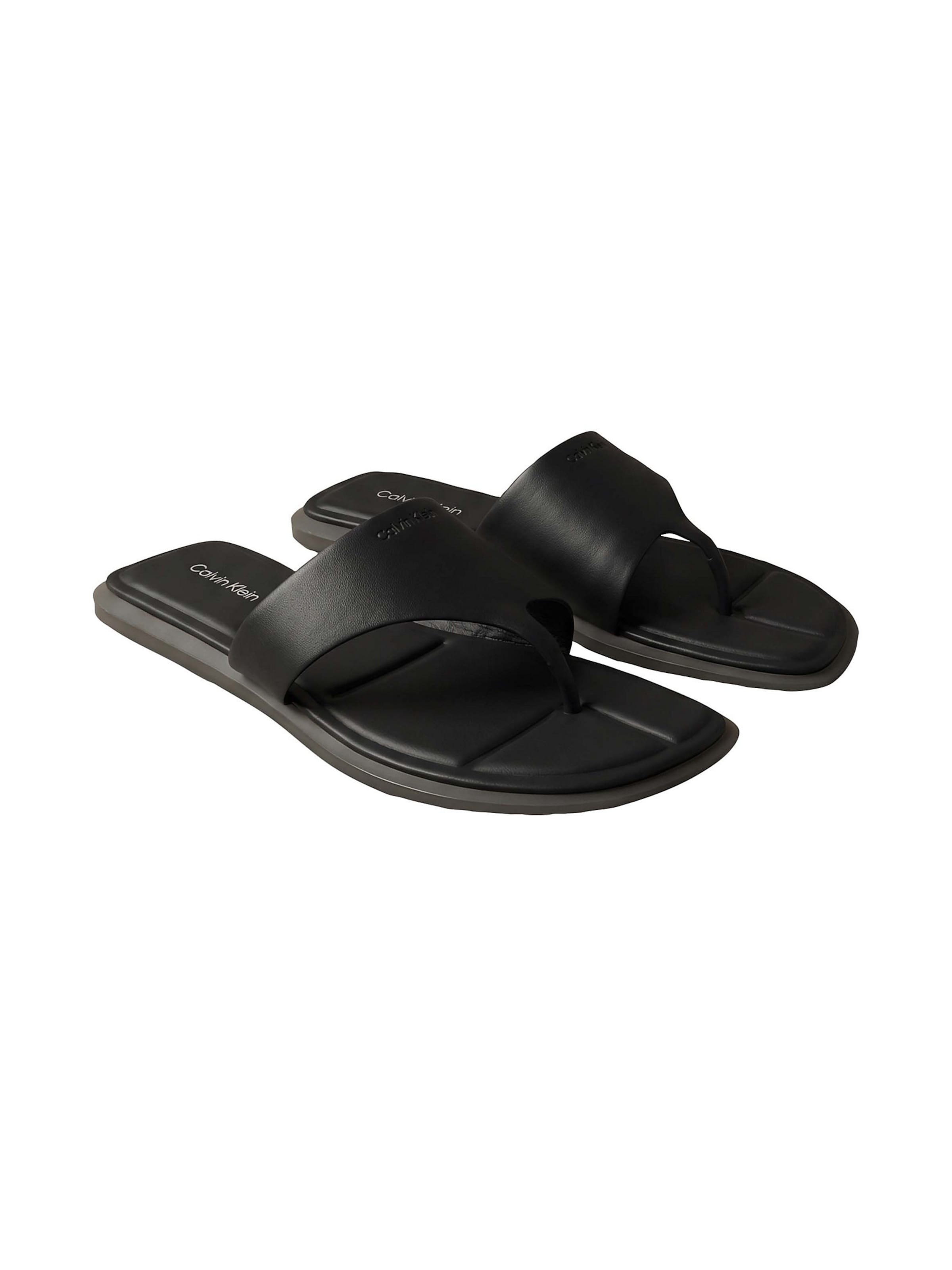 Calvin Klein Zehentrenner 'Carla' in Schwarz