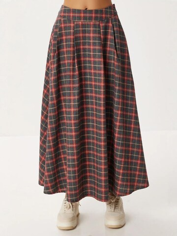 Happiness İstanbul - Saia em vermelho: frente