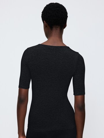 T-shirt ' Beauty Layers ' TRIUMPH en noir