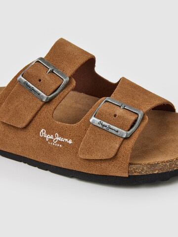Pepe Jeans Pantolette in Braun