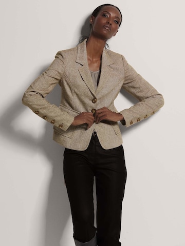 MADELEINE Blazer in Braun: Vorderseite