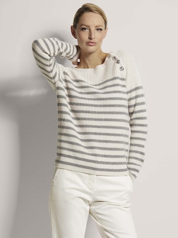 Pull-over MADELEINE en blanc : devant