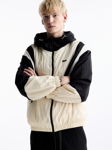 Pull&Bear Jacke in Beige