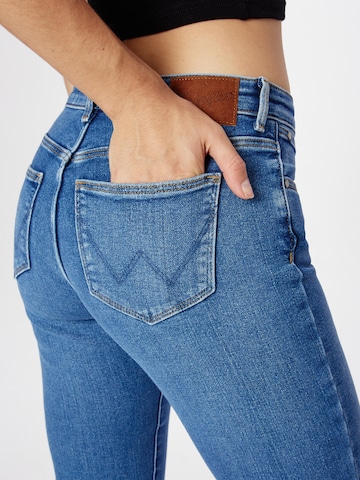 WRANGLER Bootcut Jeans in Blauw