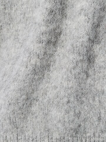 OPUS Pullover in Grau